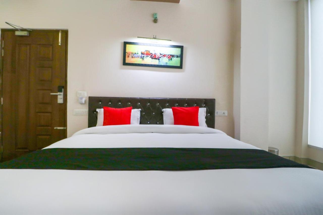 Townhouse 765 The Grace Hotel Patiāla Екстериор снимка