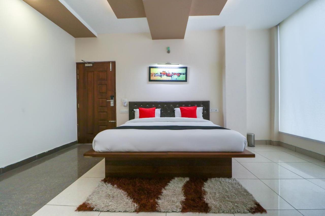 Townhouse 765 The Grace Hotel Patiāla Екстериор снимка