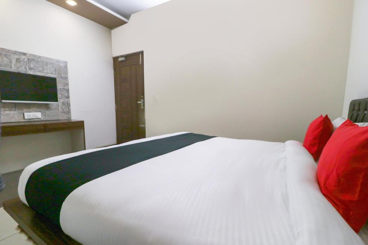 Townhouse 765 The Grace Hotel Patiāla Екстериор снимка